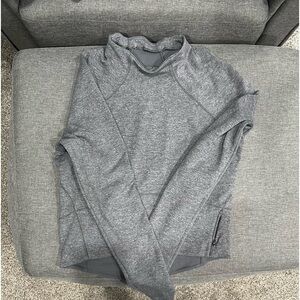 Lululemon top size 6